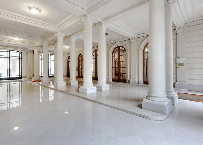 Charming - 1br-3p -trocadero